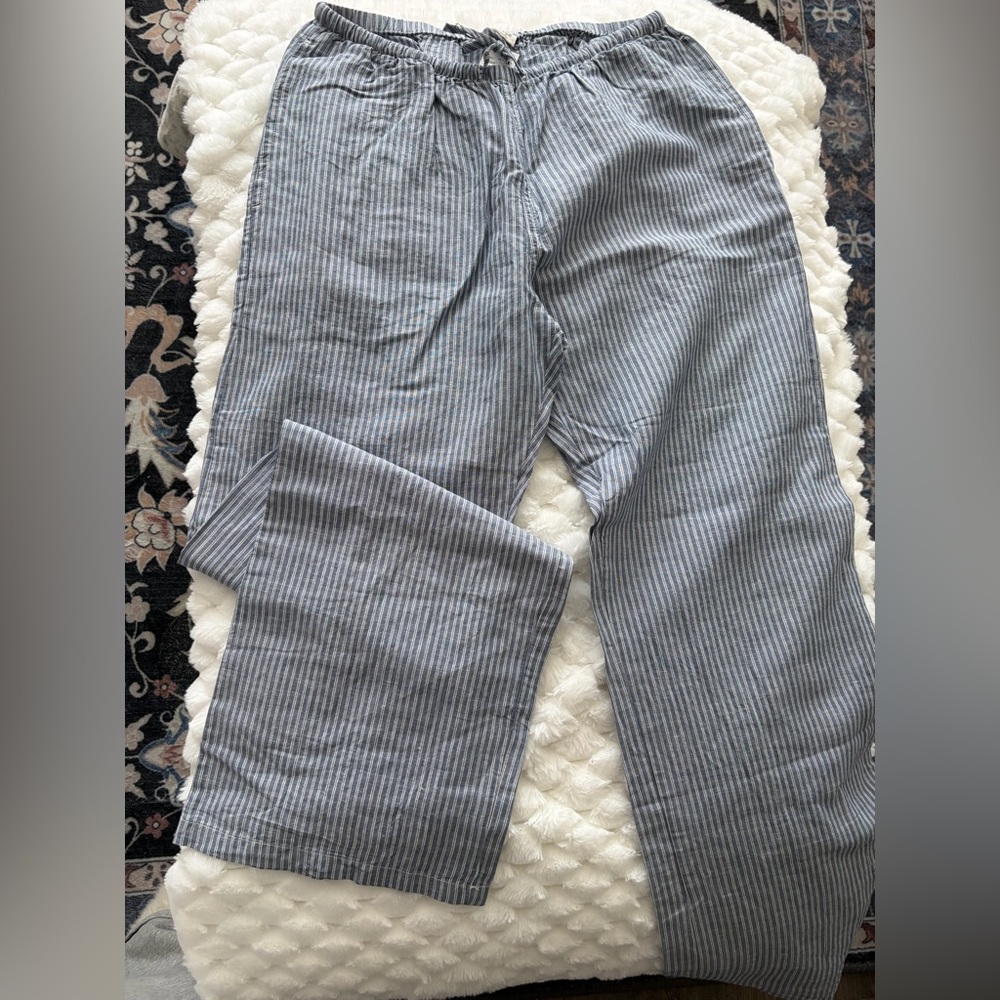 Brandy Melville Striped Gray Chinos